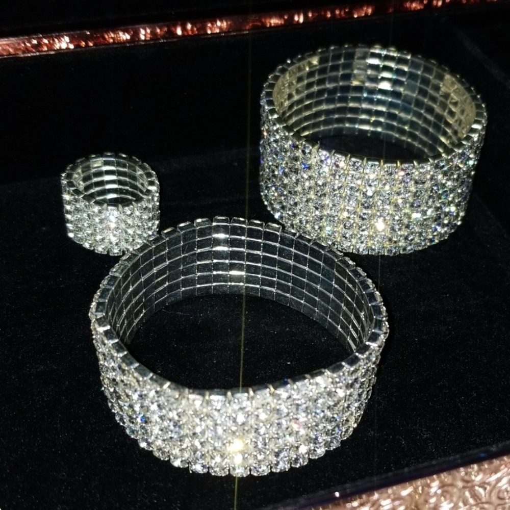 Competition jewelry